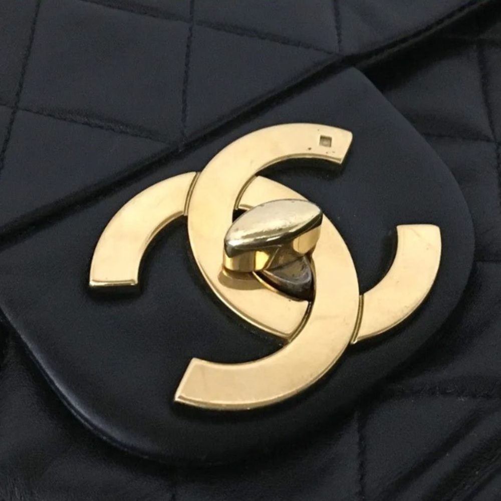 CHANEL Maxi Jumbo 34 Quilted Matelasse XL Lambskin vintage Crossbody flap Bag CC - Picture 3 of 15